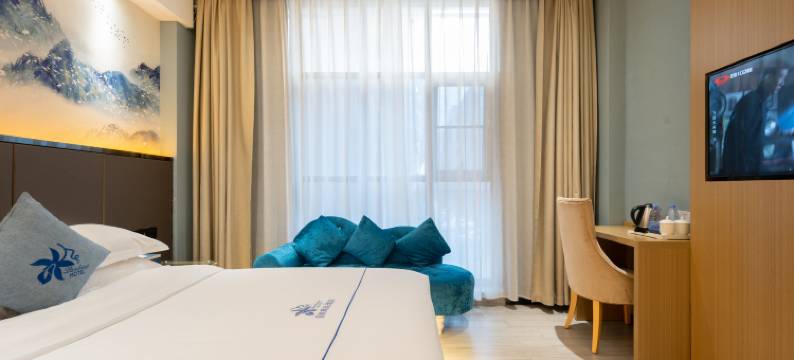 蓝航酒店(深圳宝安国际机场固戍地铁站店)图片