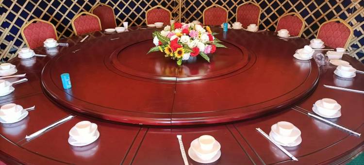 多兰饭店旅店图片