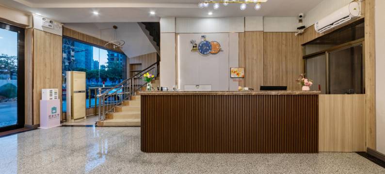 佛山穗都假日酒店(大乐购广场万达店)图片