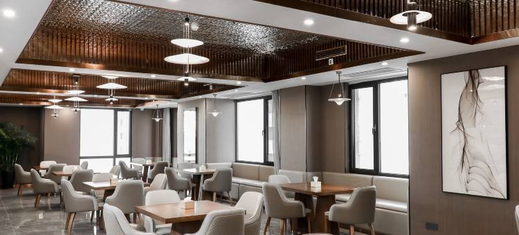 云居酒店(晋中大学城店)图片