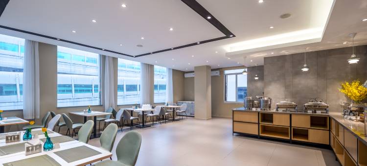 艺龙安云酒店(友谊阳光城上邦百汇城店)图片