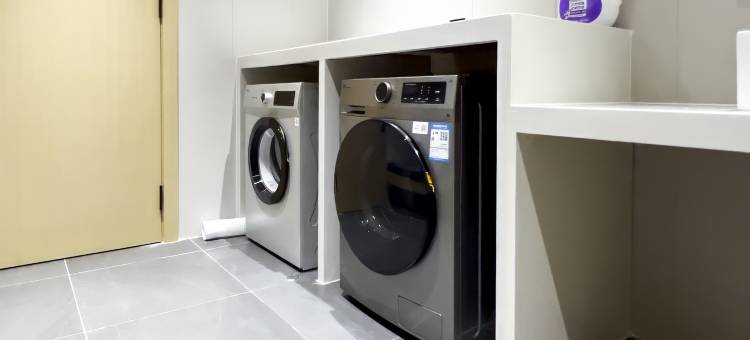 灰鲸智能酒店(定州大世界店)图片