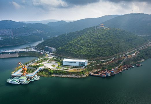 丹江口均州宾馆（均陵阁店）外景图