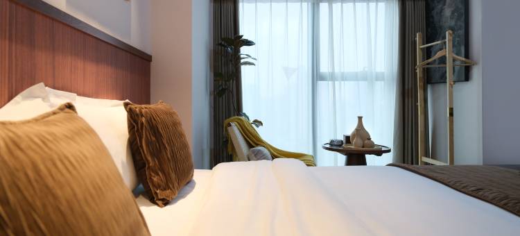 华远华江景酒店(长沙五一广场培元桥地铁站店)图片