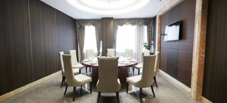 重庆巾帼陶然酒店(石子山体育公园店)图片