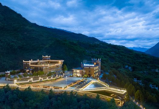 暮山映雪·私汤别院（丹巴甲居藏寨店）外景图