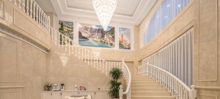 柏丽艾尚国际酒店(瑞丽财富广场彩云城店)图片