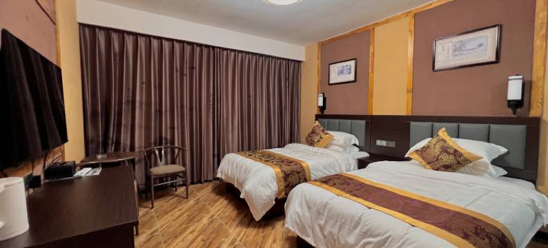 伊川龙凤山酒店图片