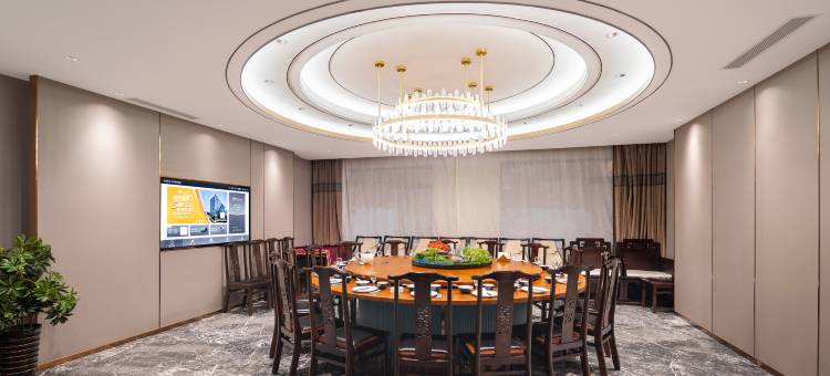 和颐至尚酒店(本溪客运站店)图片