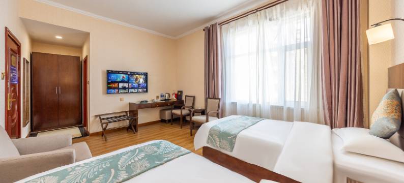 鑫吉假日酒店(祁连县文化广场店)图片