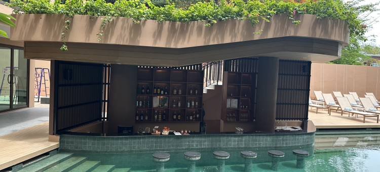 卡伦沙滩普莱德温德姆Trademark精选酒店(The Proud Karon Beach Phuket Trademark Collection by Wyndham)图片