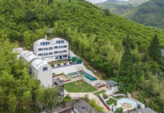 圣岛莫干温泉度假美墅外景图