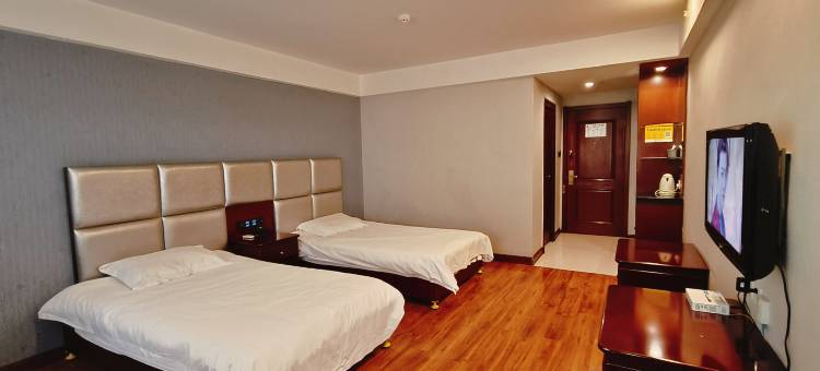 速8酒店(和静天鹅湖路店)图片