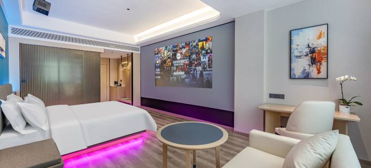 有戏电影酒店(英德店)图片