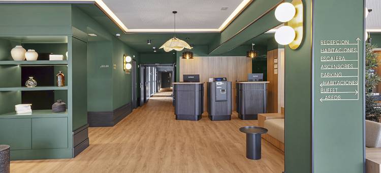 民宿酒店圣地亚哥米拉多伊罗(B&B HOTEL Santiago Milladoiro)图片