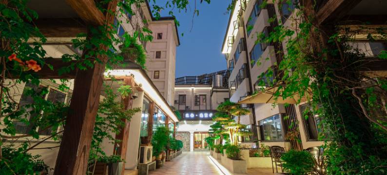 台昆精品智能酒店(昆山紫竹路招商花园城店)图片