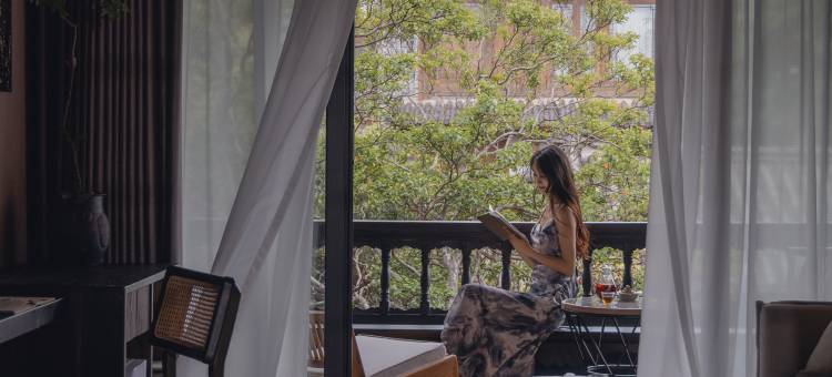 曼辰 Mansion 侘寂美学 · 花园度假酒店 (丽江古城南门木府店)图片