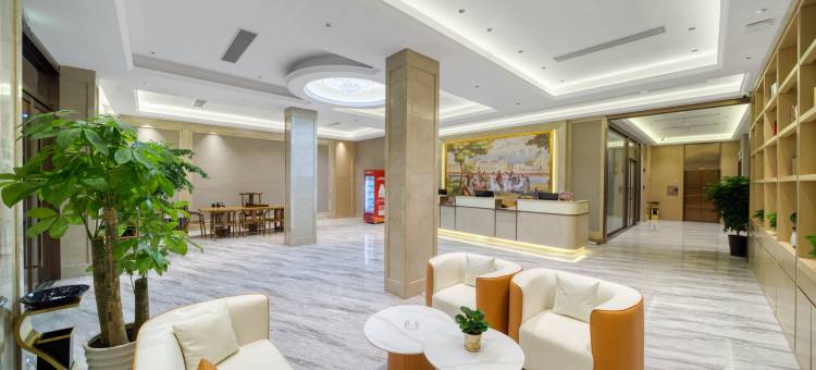 维也纳酒店(上饶前山花园店)图片
