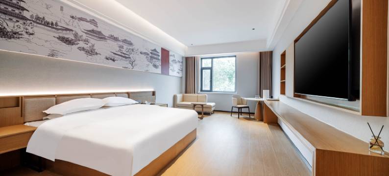 龙泽惠理国际酒店(奎屯汇嘉时代购物中心店)图片