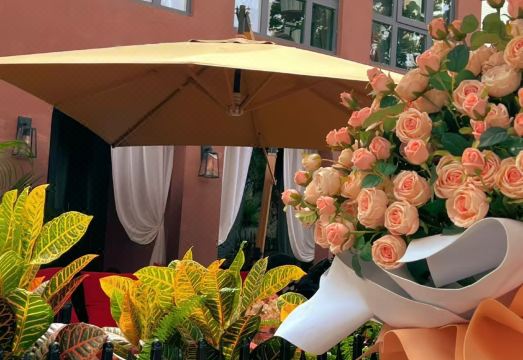 We SeeHotel Overview