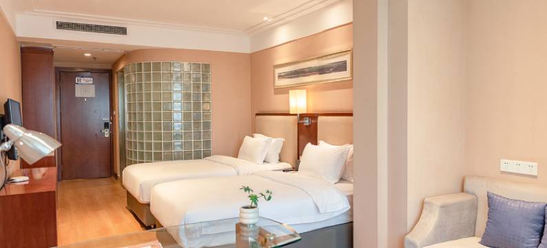 重庆富驰酒店(金渝地铁站汽博中心店)图片