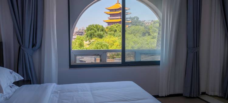 御蓝酒店(景德镇陶阳里景区人民广场店)图片