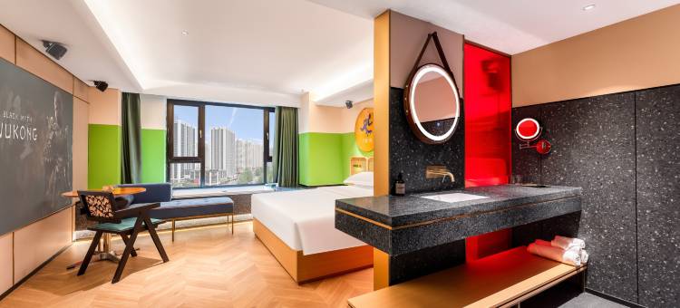 轻呈有戏酒店(哈尔滨西站哈西万达店)图片