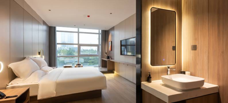 途客轻居酒店(烟台万达广场福海路店)图片