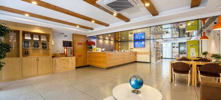 7天优品酒店(三亚湾海月广场外贸路美食街店)图片