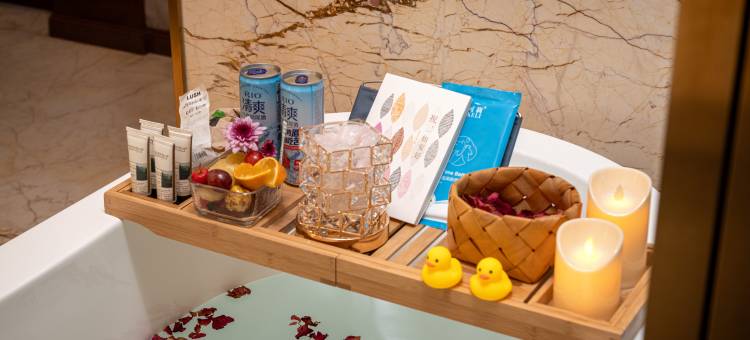 邛崃喜瑞达·湖畔酒店图片