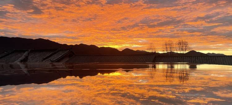 花筑·阳光三地丨Cloud天空之境·落日晚霞观景美宿(束河古镇店)图片