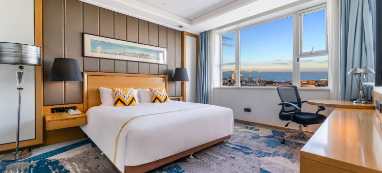 烟台丽景华侨海洋文化主题酒店(第一海水浴场烟台站店)图片