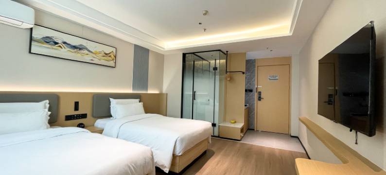 八汇酒店(金沙大道中悦广场店)图片