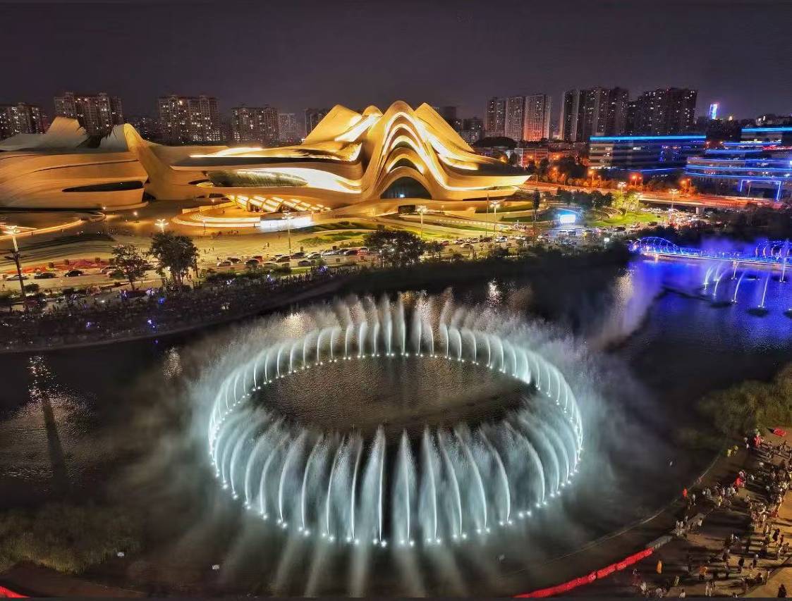 长沙岳麓美豪丽致酒店(梅溪湖文化艺术中心店)图片