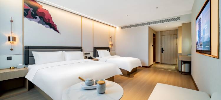 艺龙万国酒店(辽源火车站中医院店)图片