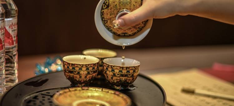 知凡·新中式禅意美学民宿(万象城龙眼南路美食街店)图片