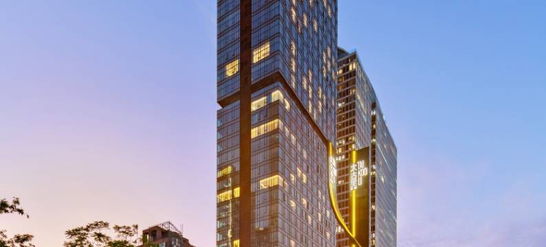 盈嘉･云曦天际S高空设计师酒店(成都太古里旗舰店)图片