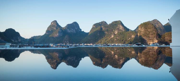 阳朔山与城度假酒店(千古情西街店)图片