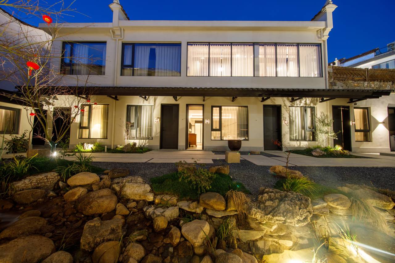 花筑·九华山青桃FREE民宿(肉身宝殿店)图片