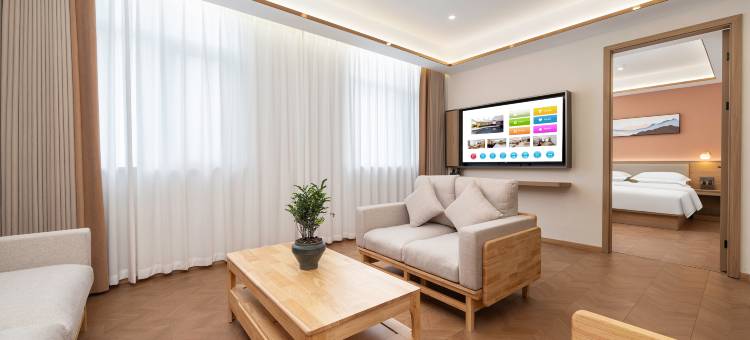 上蔡V90酒店(蔡都大道店)图片