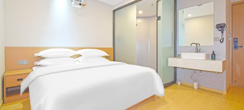 柏然酒店(重庆沙坪坝高铁站金沙天街店)图片