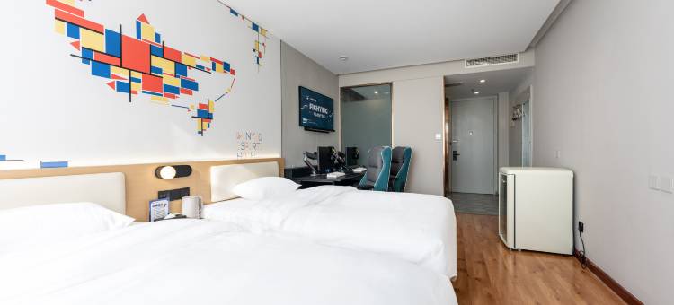 网鱼电竞酒店(武清高铁站店)图片