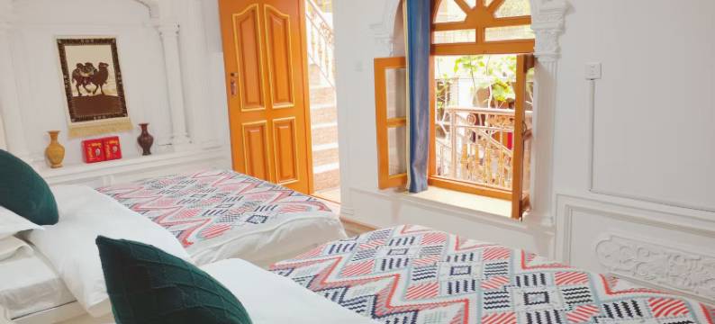 丝路庭院民宿(喀什会展中心店)图片