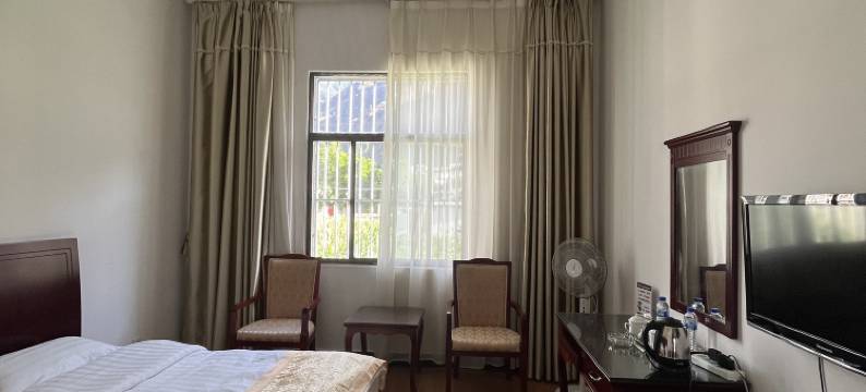 德钦藏东聚龙酒店图片