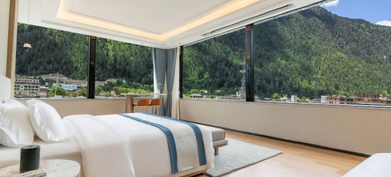 波密山峡大酒店图片