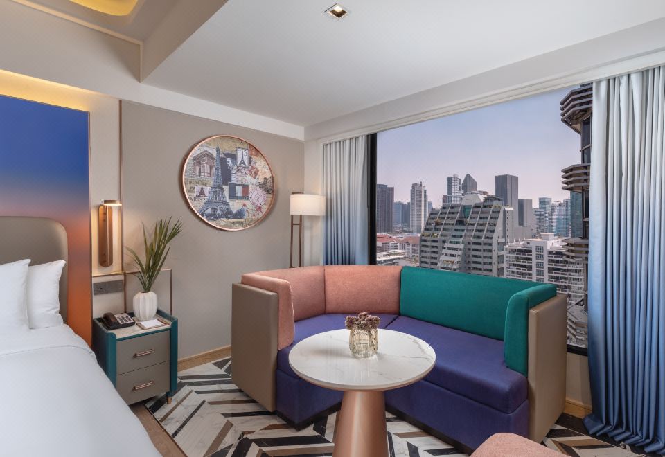 Pipa Hotel Bangkok Sukhumvit 11Hotel Overview