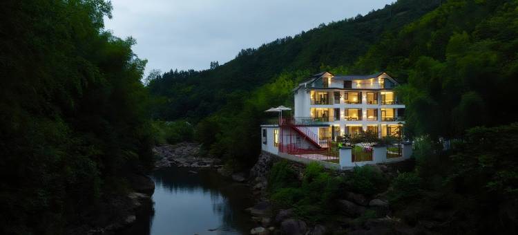 慕溪·RIVULET|180°临溪竹涧山野度假森宿图片