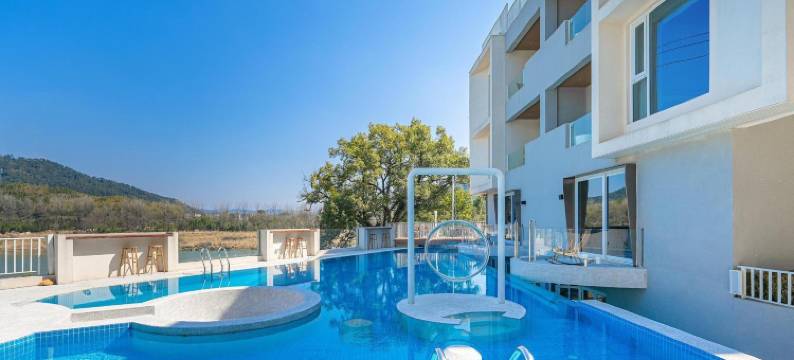 GUCHI故迟·江景汤泉民宿(OMG心跳乐园店)图片