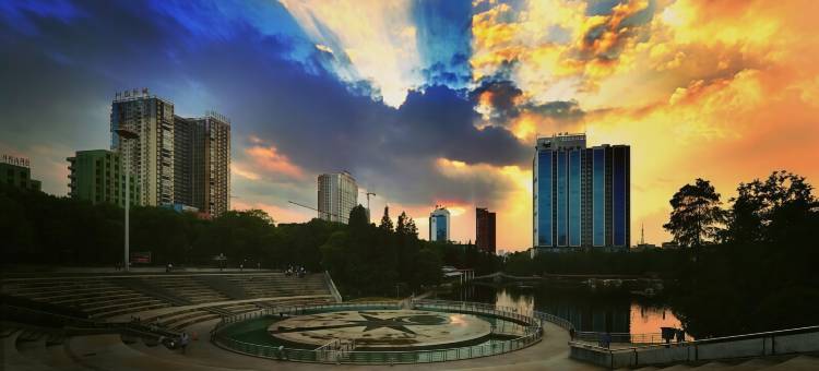 娄底娄星区人文科技学院安其居酒店图片