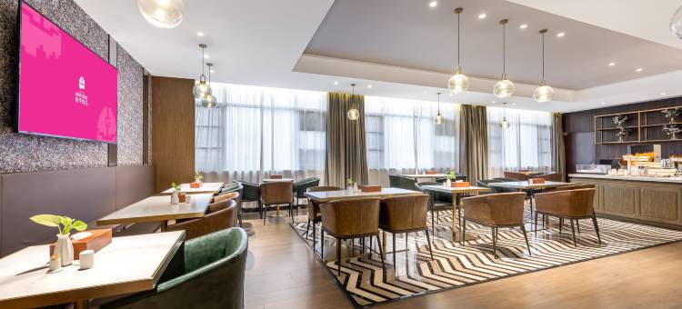 地平线电竞酒店(江阴青阳镇凝秀湖公园店)图片